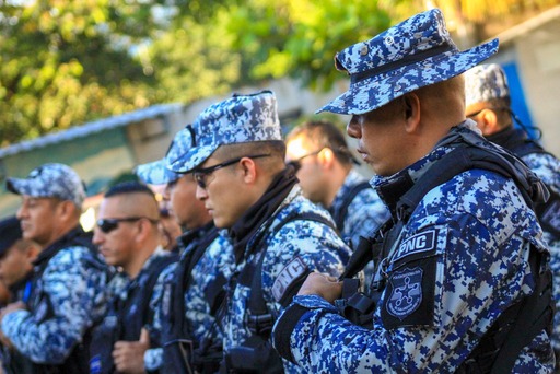 ejecutan-incursiones-policiales-en-diversas-zonas-del-municipio-de-colon